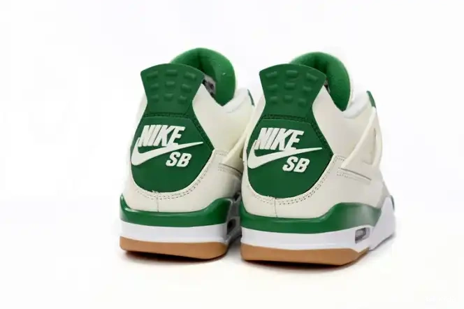 1st Kicks 4 SB Retro Jordan DR5415-103 Pine Green 0519